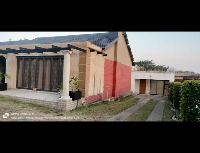 5 BEDROOM HOUSE FOR SALE IN SUNNYRIDGE